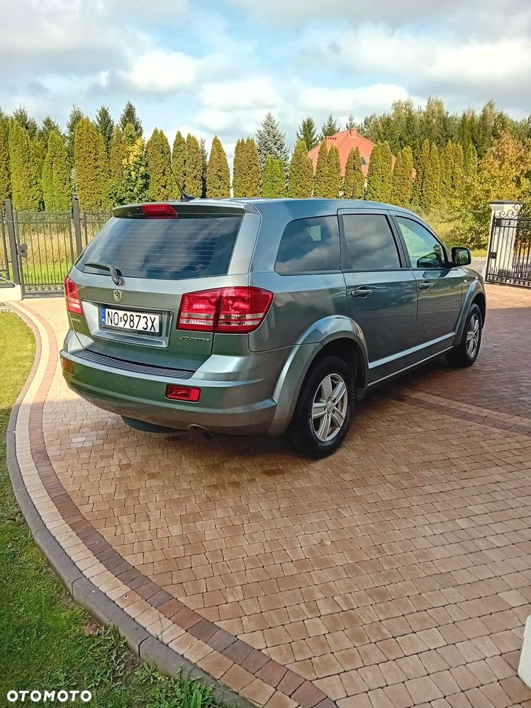 Dodge Journey - 4