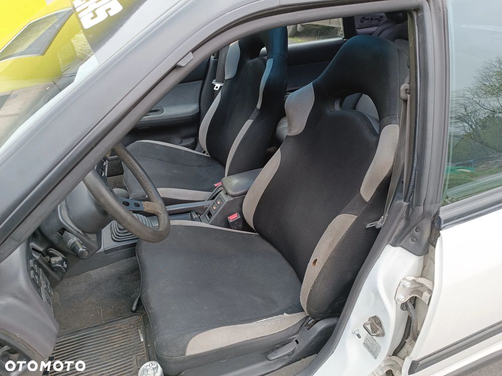 Subaru Legacy - 6