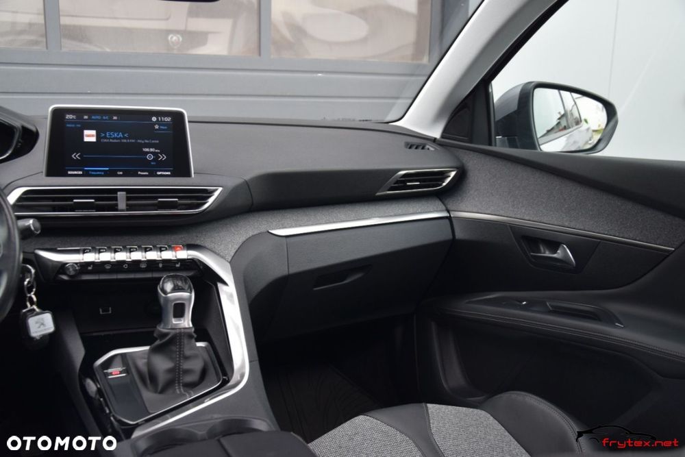 Peugeot 3008 - 23
