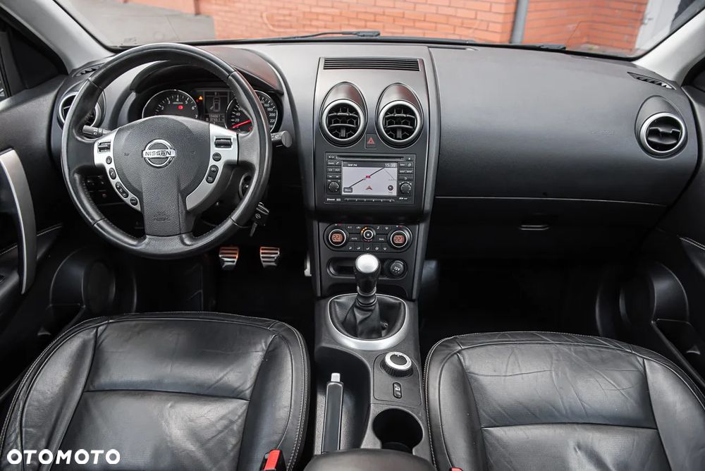 Nissan Qashqai 2.0 4 x 4 tekna - 25