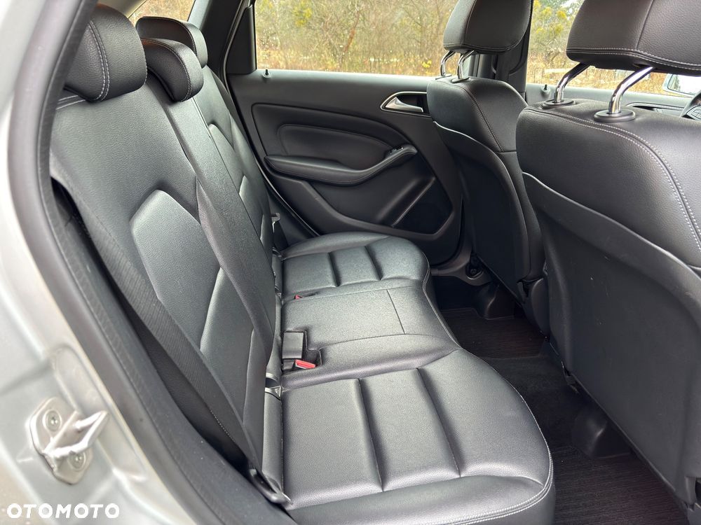 Mercedes-Benz Klasa B 180 (CDI) d AMG Line - 27