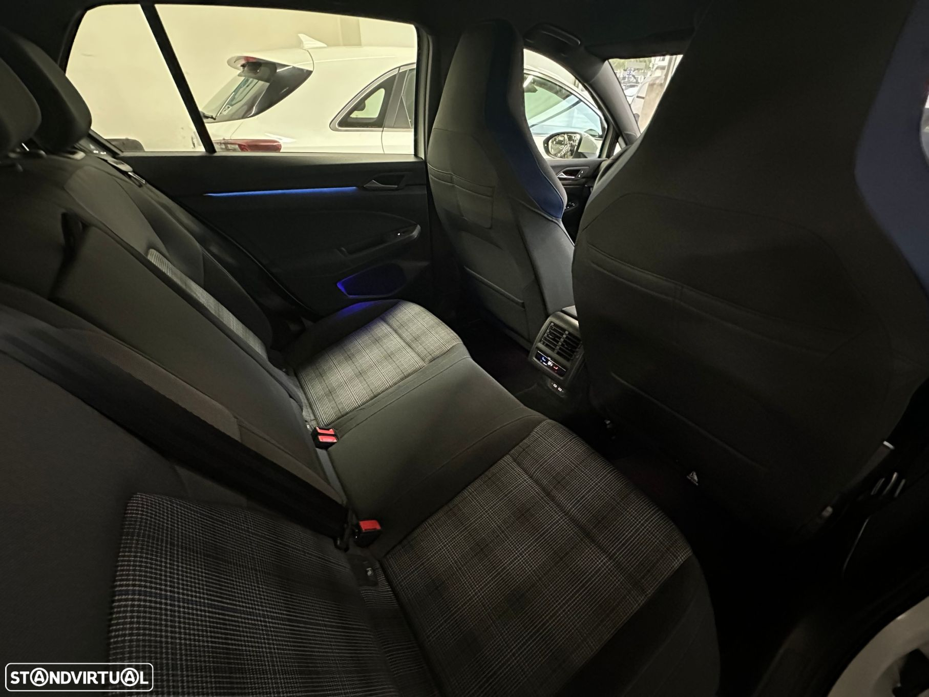 VW Golf - 14