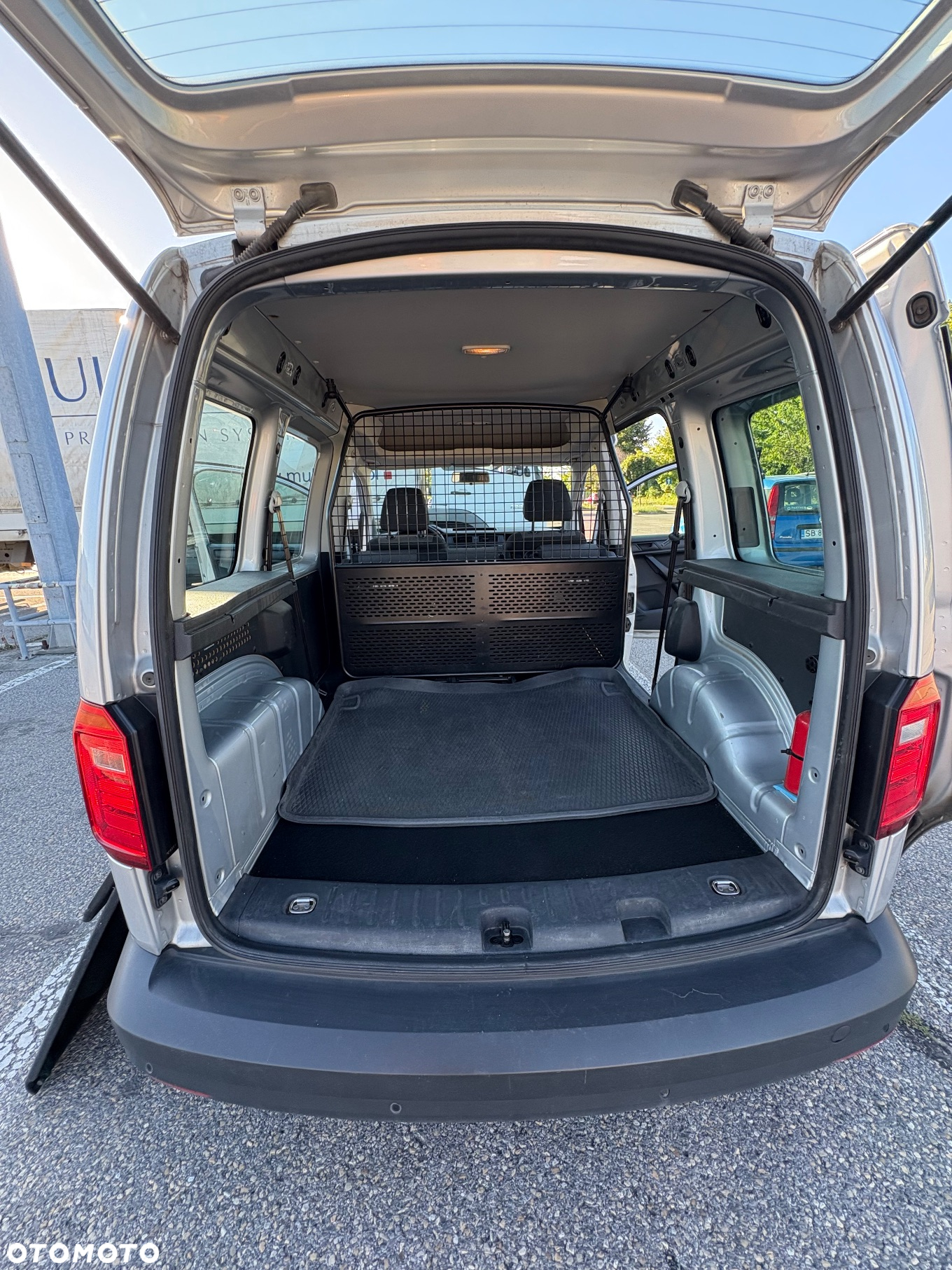 Volkswagen Caddy 2.0 TDI - 12