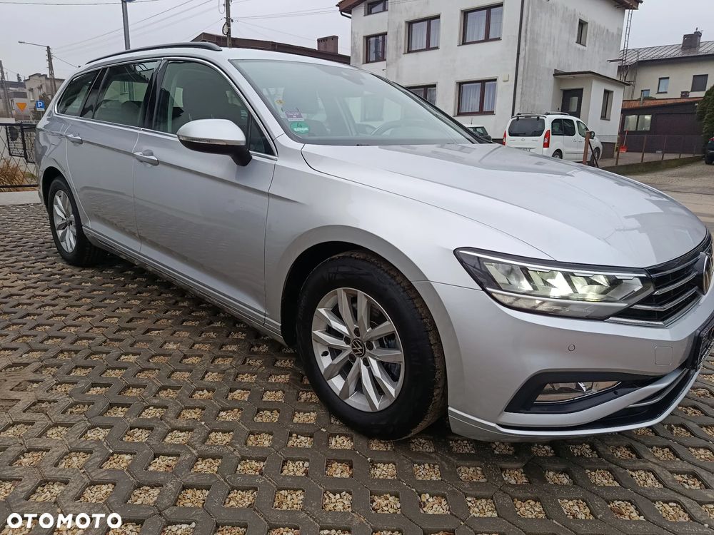 Volkswagen Passat 2.0 TDI SCR DSG - 31