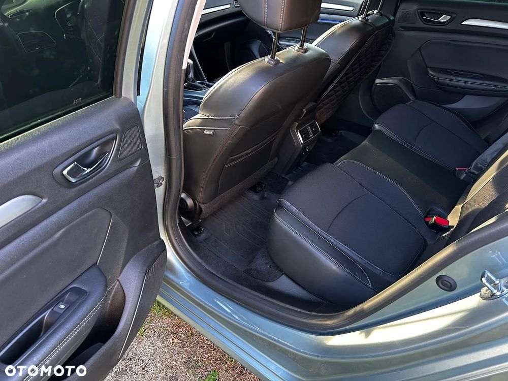 Renault Megane 1.6 E-TECH Plug-In Intens - 19