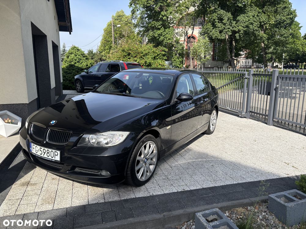 BMW Seria 3 318i - 13