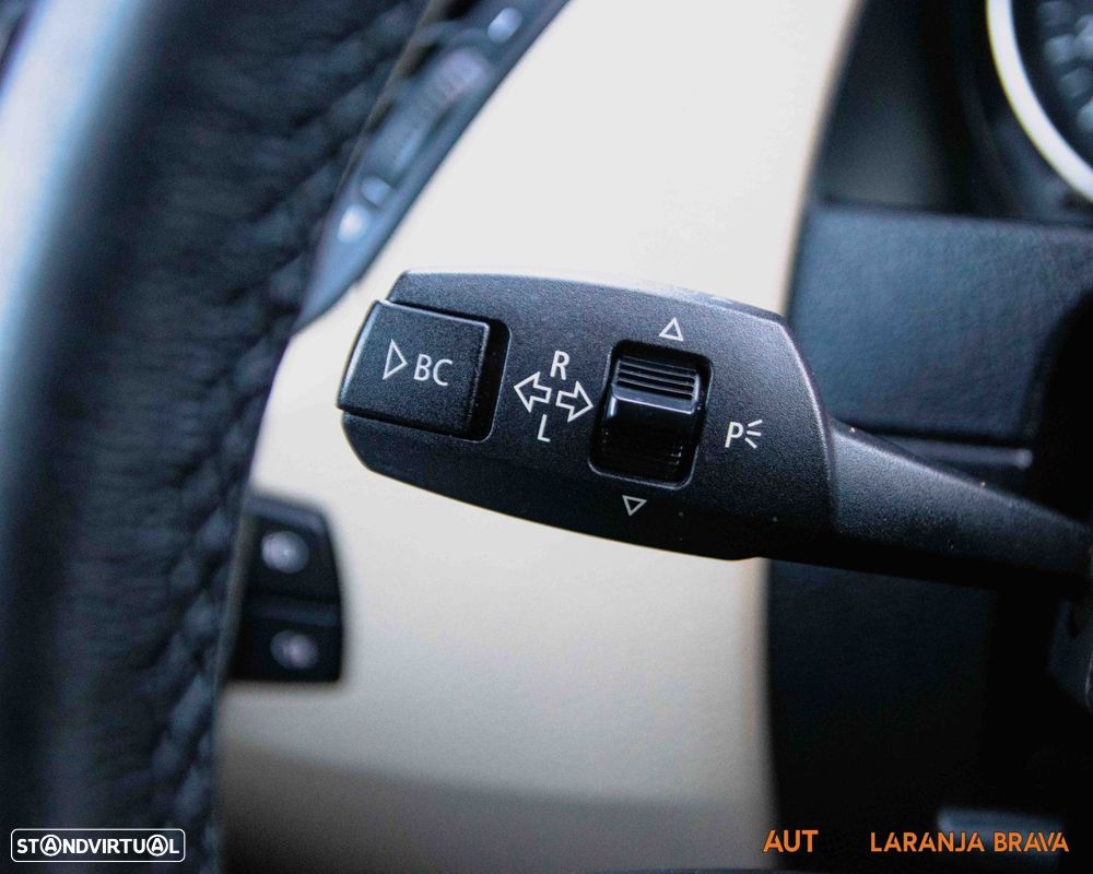 BMW X1 18 d sDrive - 27