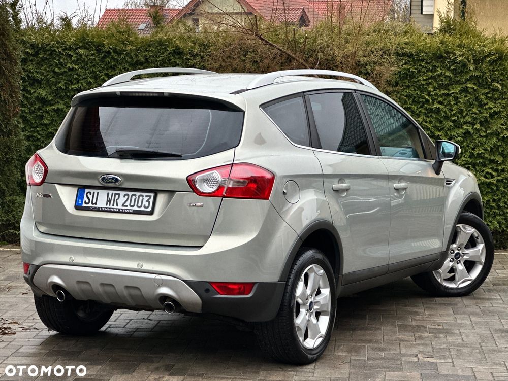 Ford Kuga 2.0 TDCi 2x4 Titanium - 15