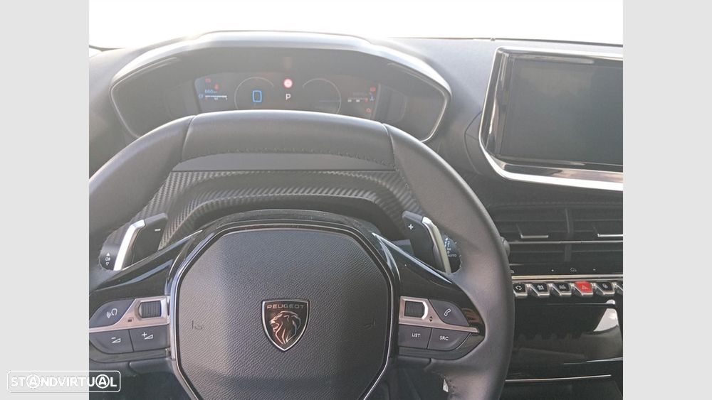 Peugeot 208 1.2 Hybrid Allure e-DCS6 - 16