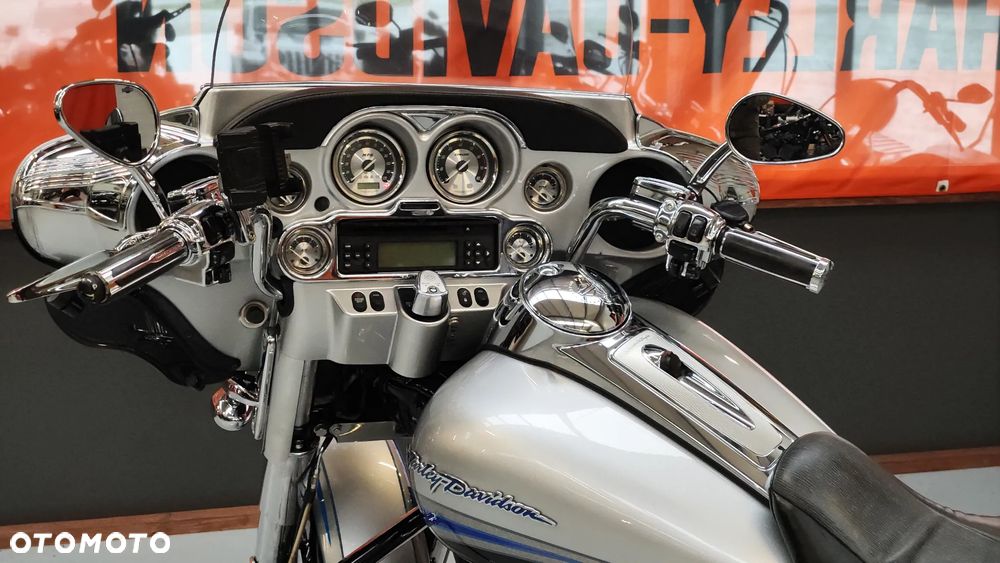 Harley-Davidson Touring Ultra Limited - 19