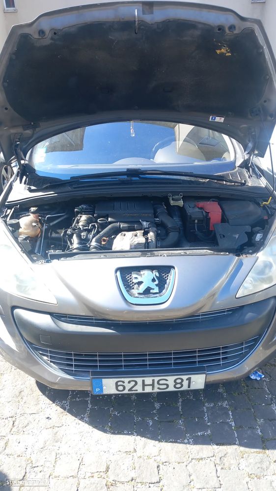 Peugeot 308 SW 1.6 HDi Executive CVM6 - 16