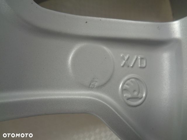 Felgi Aluminiowe 17 OE Skoda Octavia III Vw 7J ET54 5X112 - 8