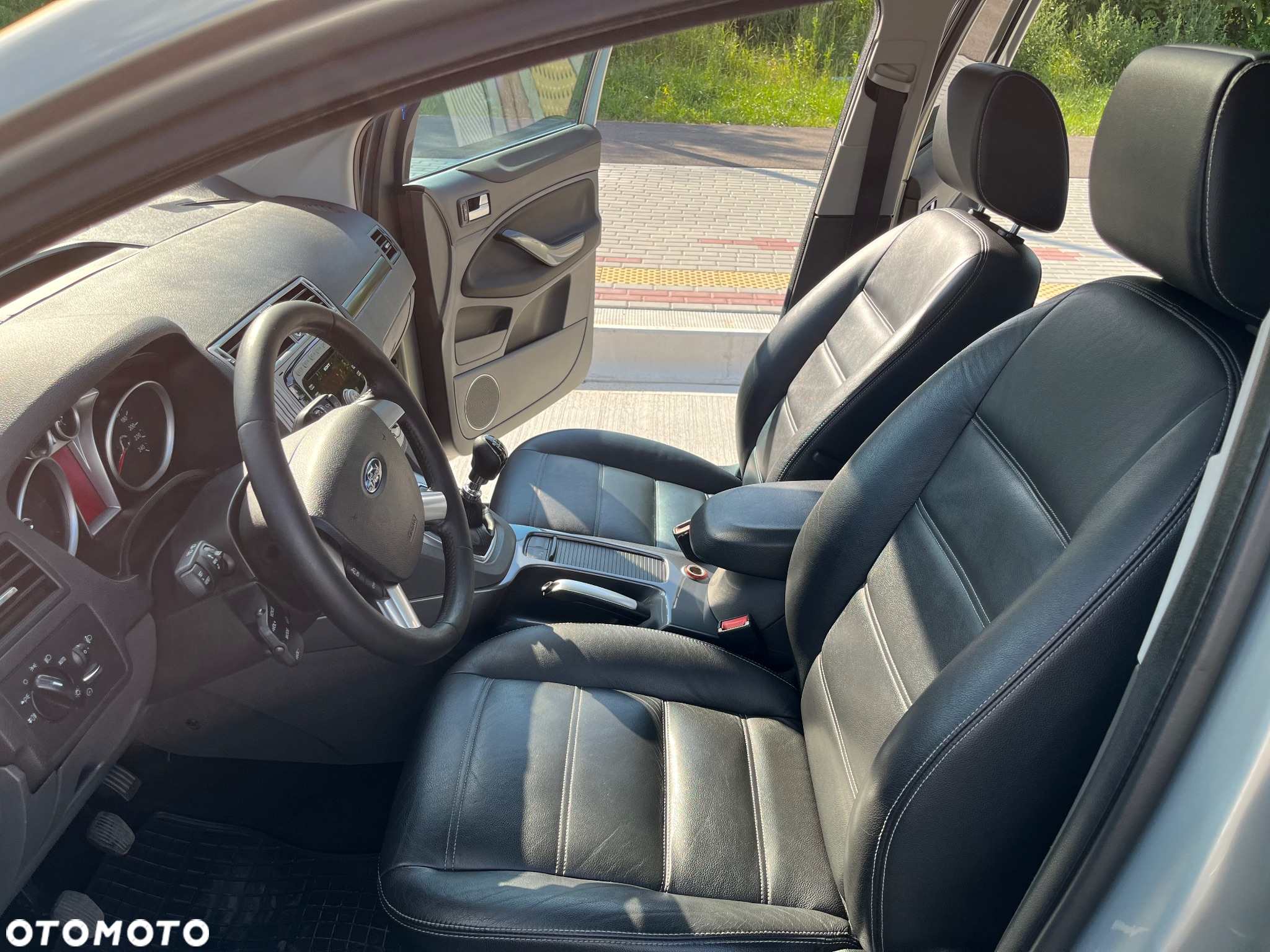 Ford Kuga 2.0 TDCi 4WD Titanium - 9