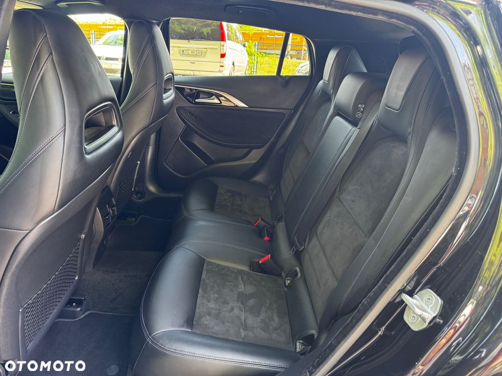 Infiniti Q30 2.0t DCT AWD Sport - 26