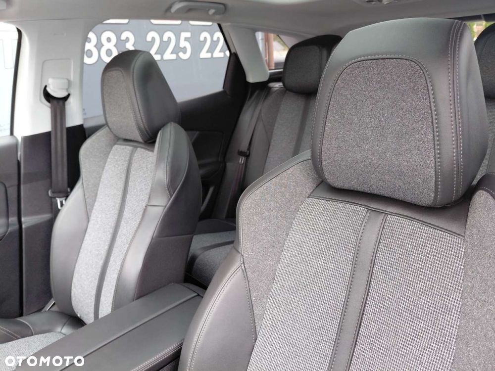 Peugeot 3008 - 16
