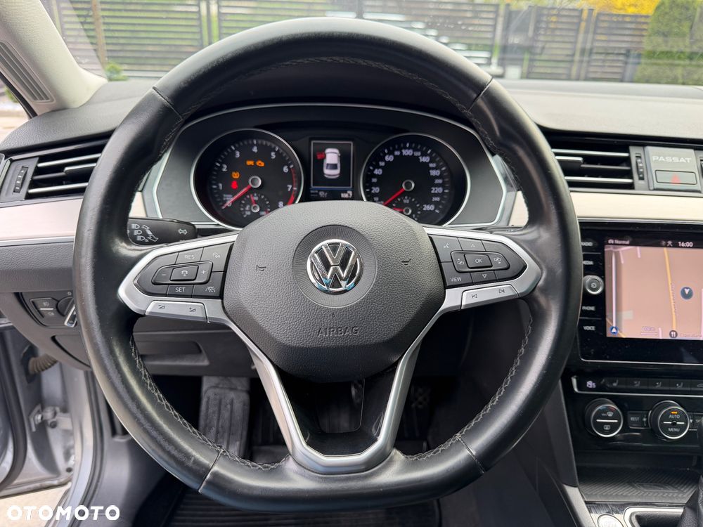 Volkswagen Passat 1.5 TSI EVO Elegance - 25