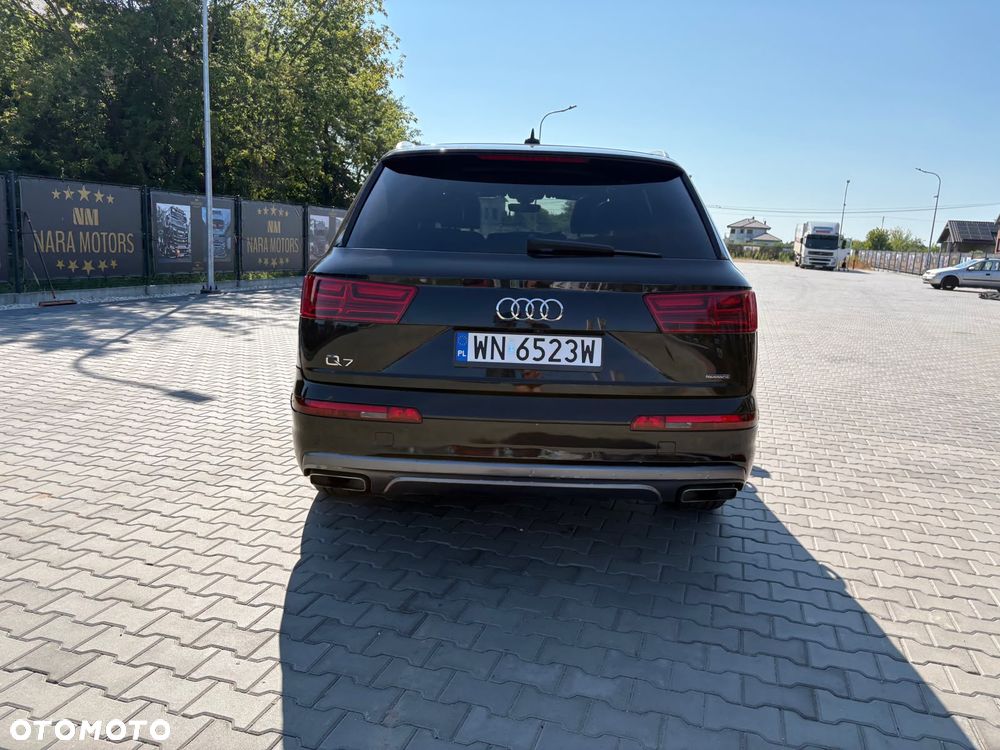 Audi Q7 - 2