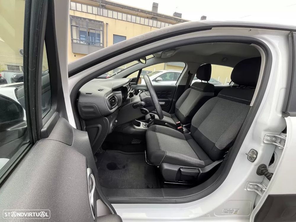 Citroën C3 1.2 PureTech Feel - 25