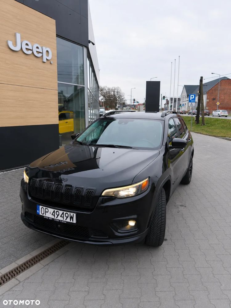 Jeep Cherokee - 4