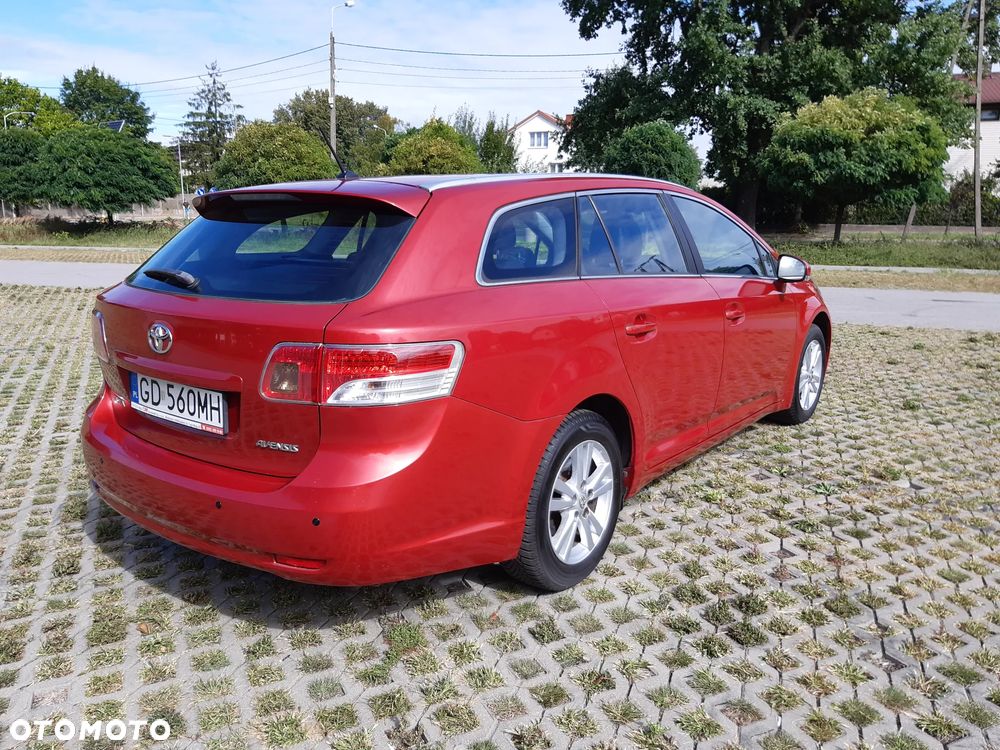 Toyota Avensis 1.8 Luna - 7