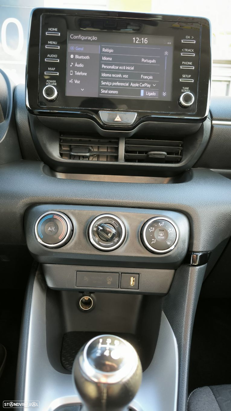 Toyota Yaris - 11