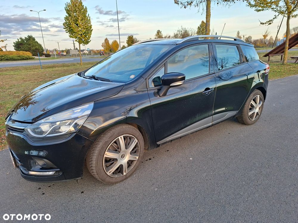 Renault Clio - 1