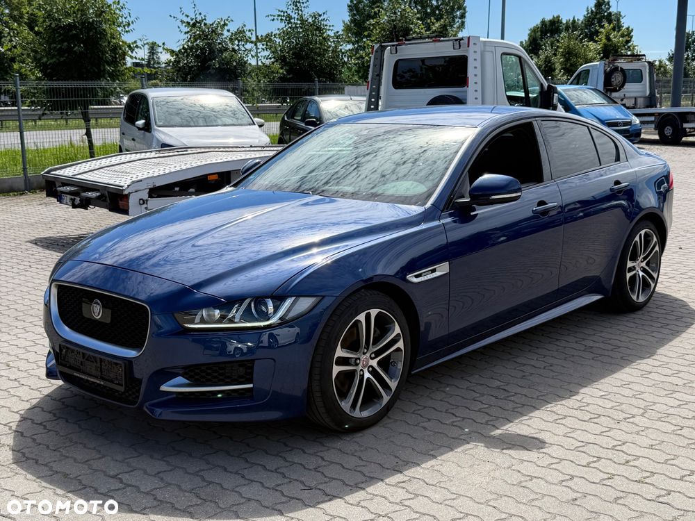 Jaguar XE 20d R-Sport - 2