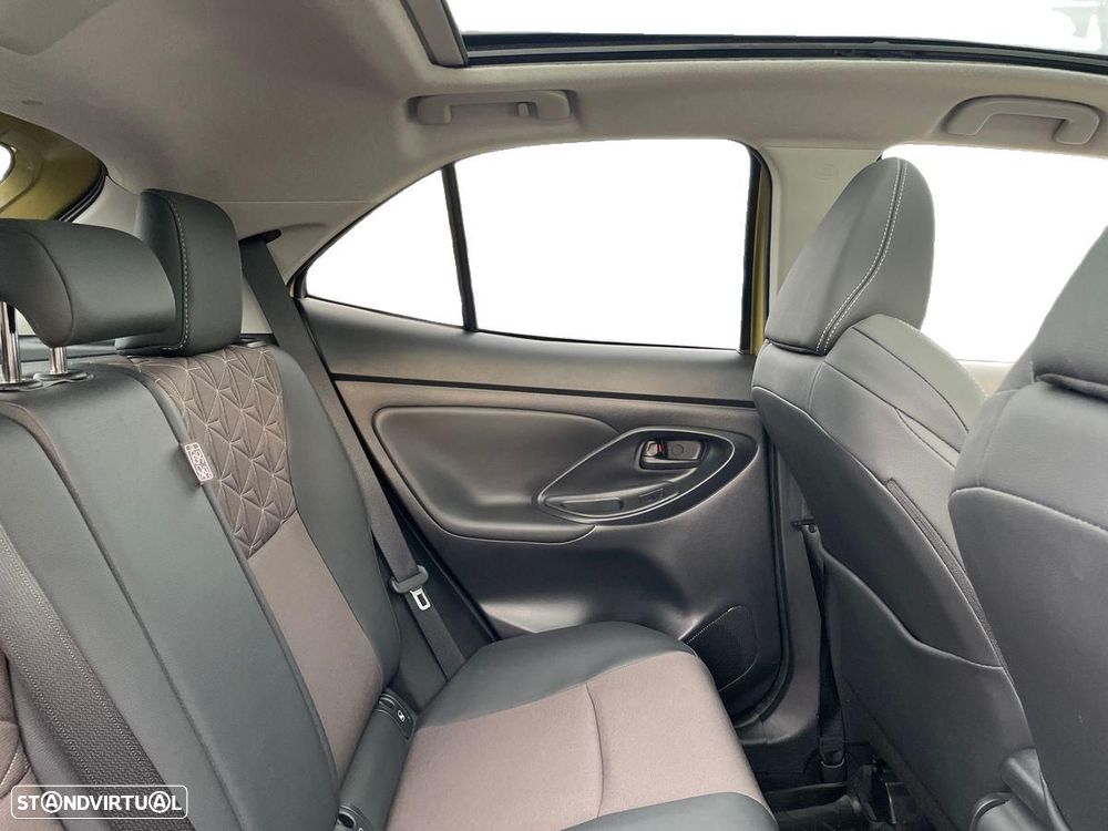 Toyota Yaris Cross 1.5 HDF Luxury - 8