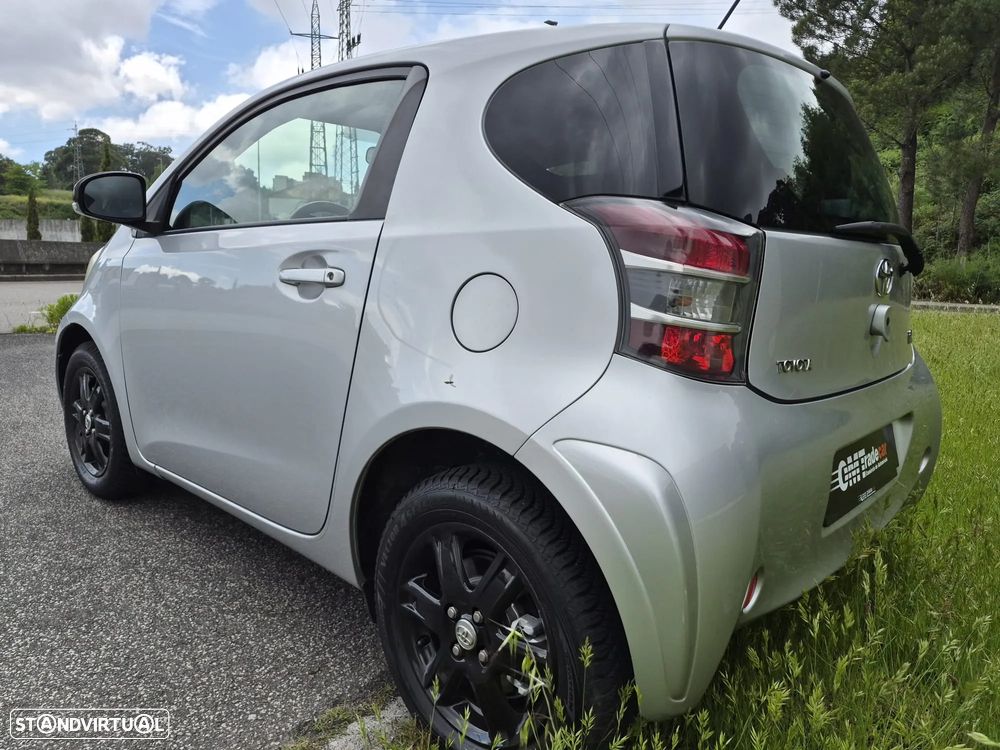 Toyota iQ 1.0 VVT-i Essential+AC - 3