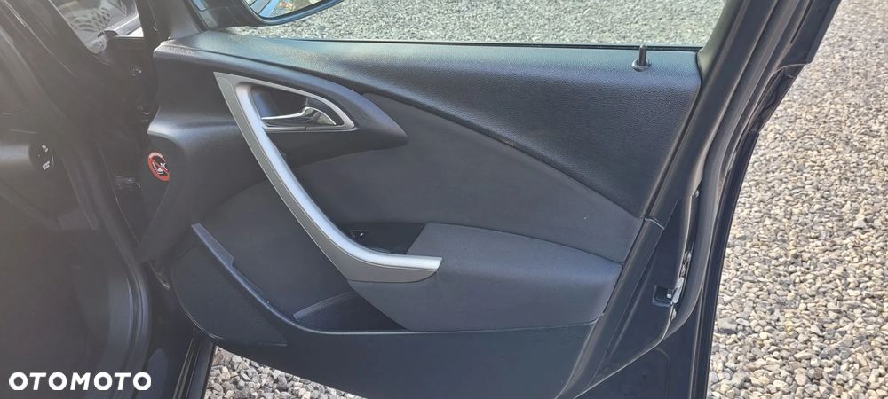 Opel Astra 1.4 ecoFLEX - 26