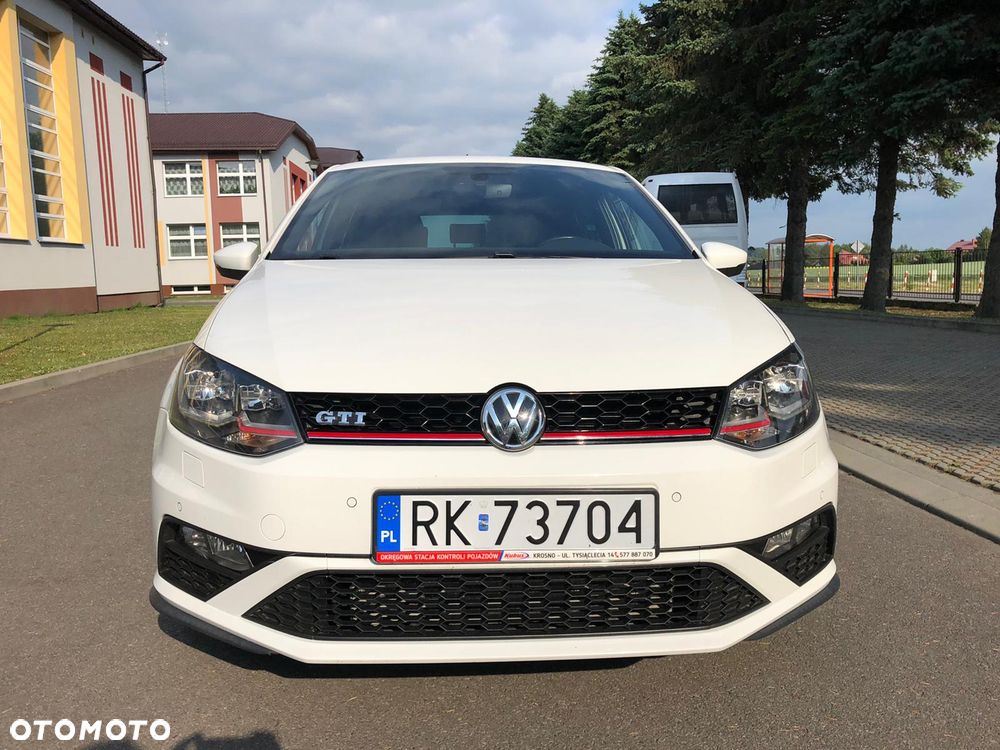 Volkswagen Polo 1.8 TSI BMT GTI - 8