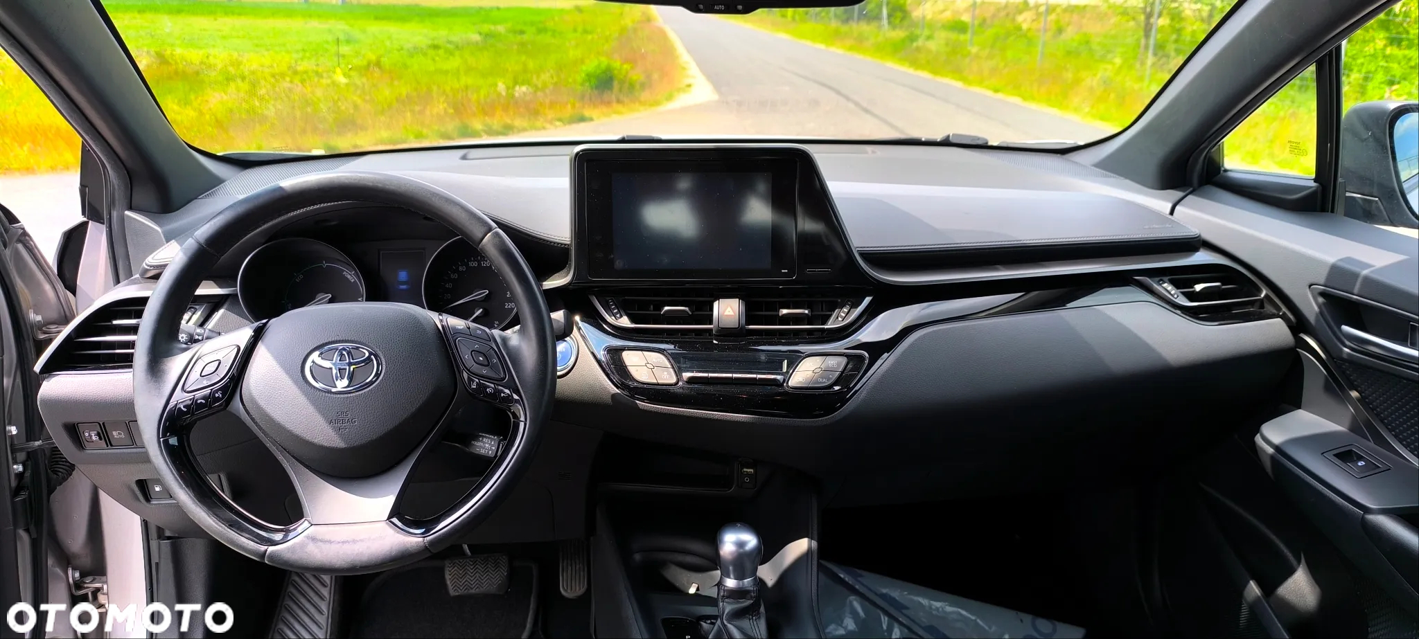 Toyota C-HR 1.8 Hybrid Business - 24