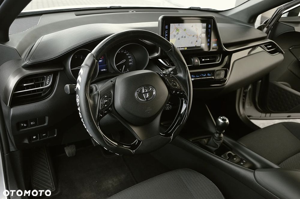 Toyota C-HR 1.2 T Premium - 10
