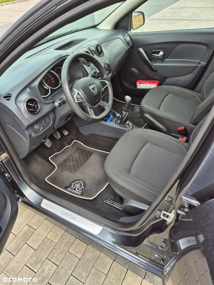 Dacia Sandero SCe 75 Laureate - 12
