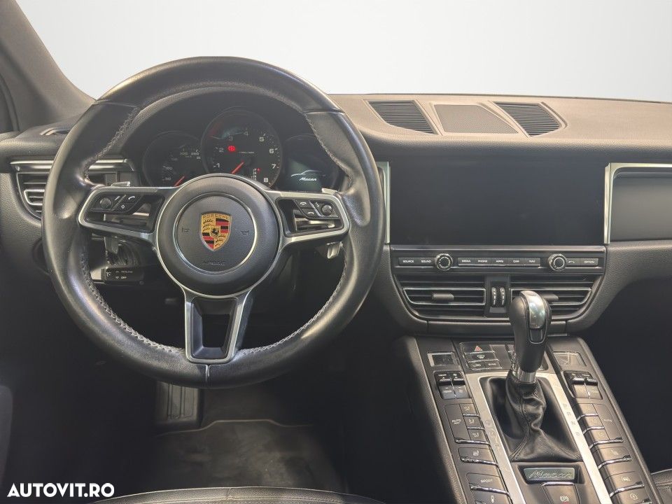 Porsche Macan Standard - 9