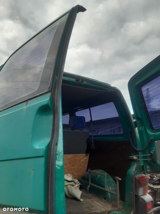 Uszczelka tylnych drzwi lewych vw t4 - 1