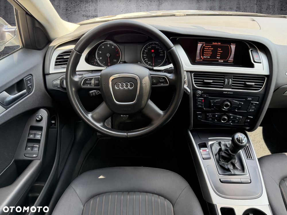 Audi A4 Limousine 1.8 TFSI Ambiente - 16