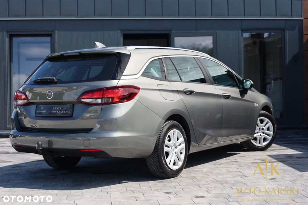 Opel Astra - 4