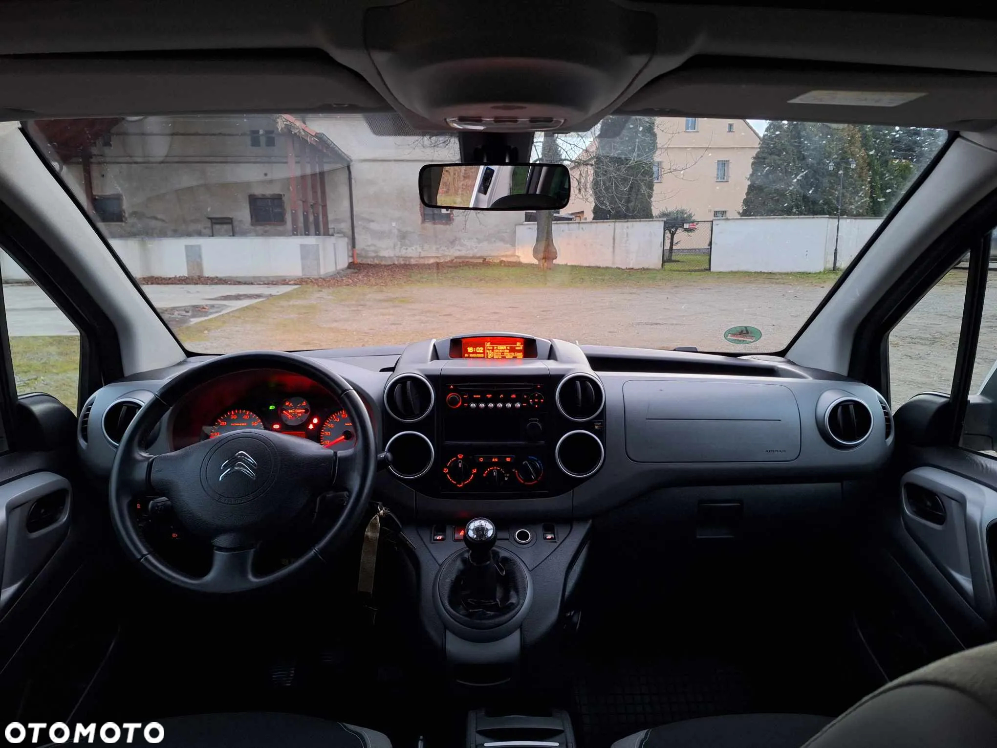 Citroën Berlingo Multispace PureTech 110 SELECTION - 14