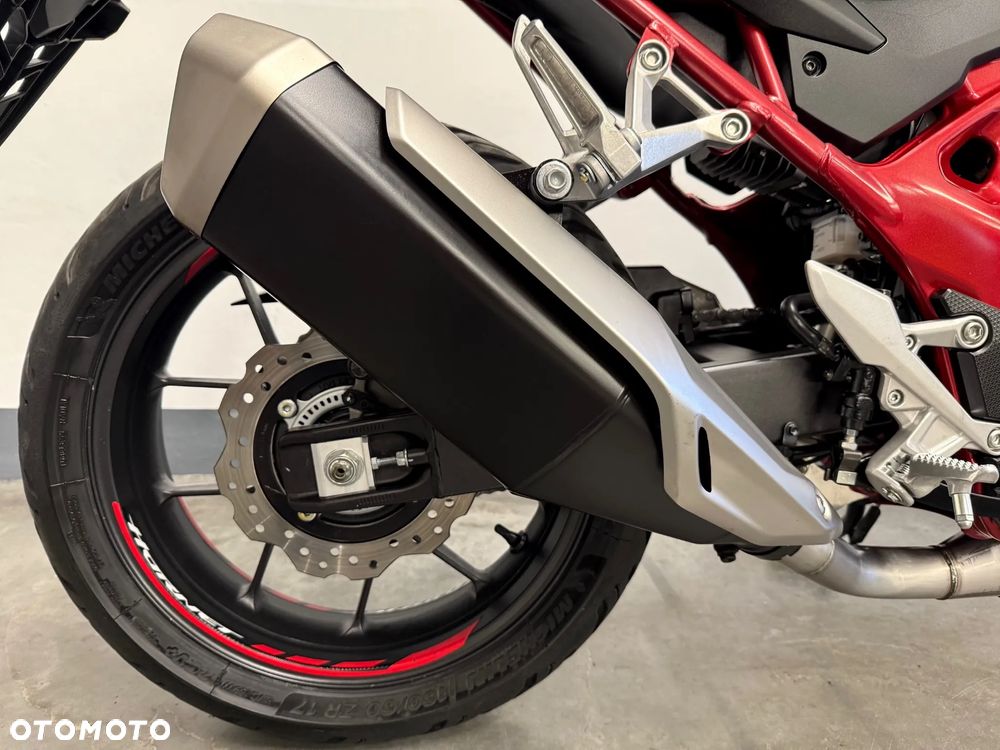 Honda Hornet - 32