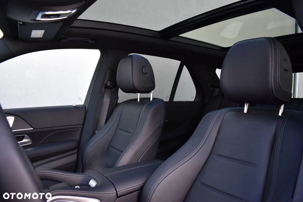 Mercedes-Benz GLE - 11
