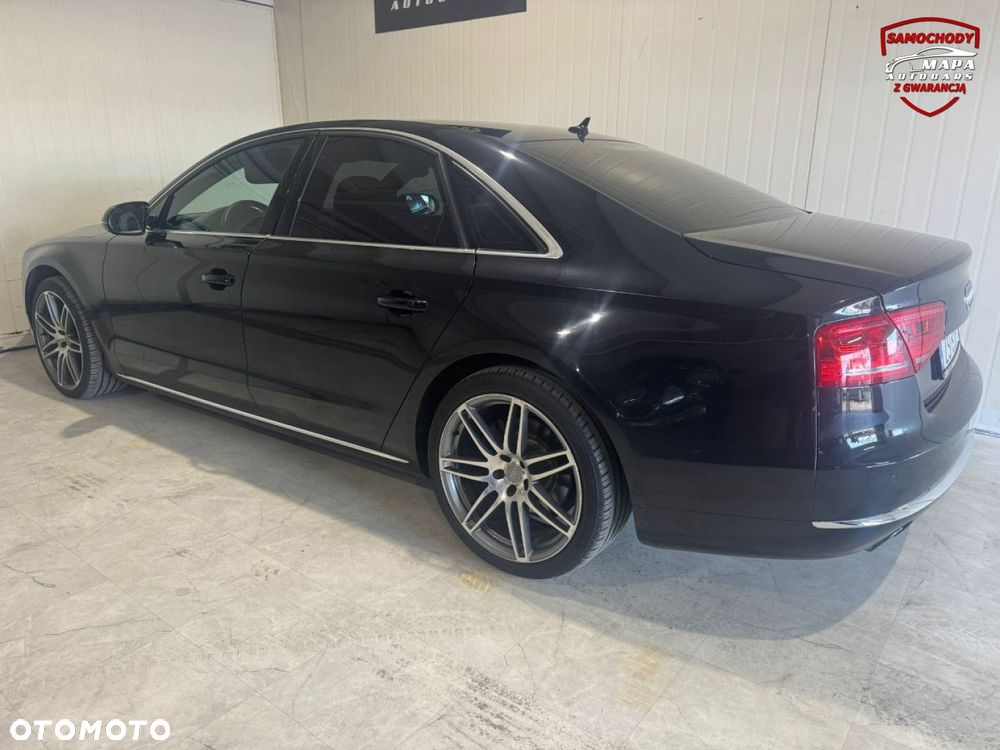 Audi A8 - 4