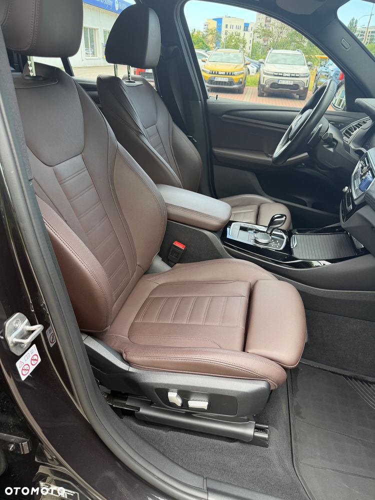 BMW X3 xDrive20d - 14