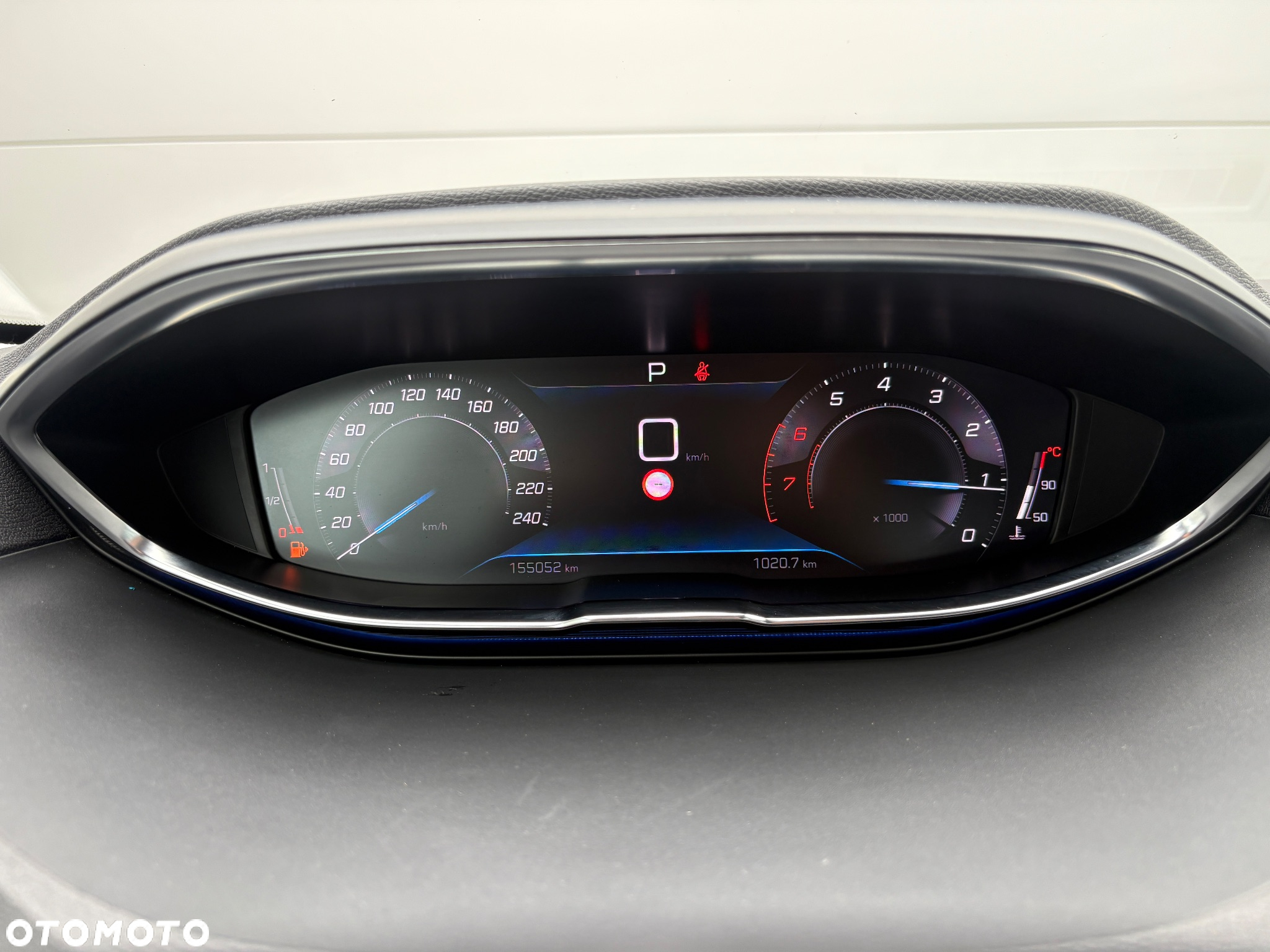 Peugeot 3008 PureTech 130 Stop & Start GPF EAT8 Allure - 28