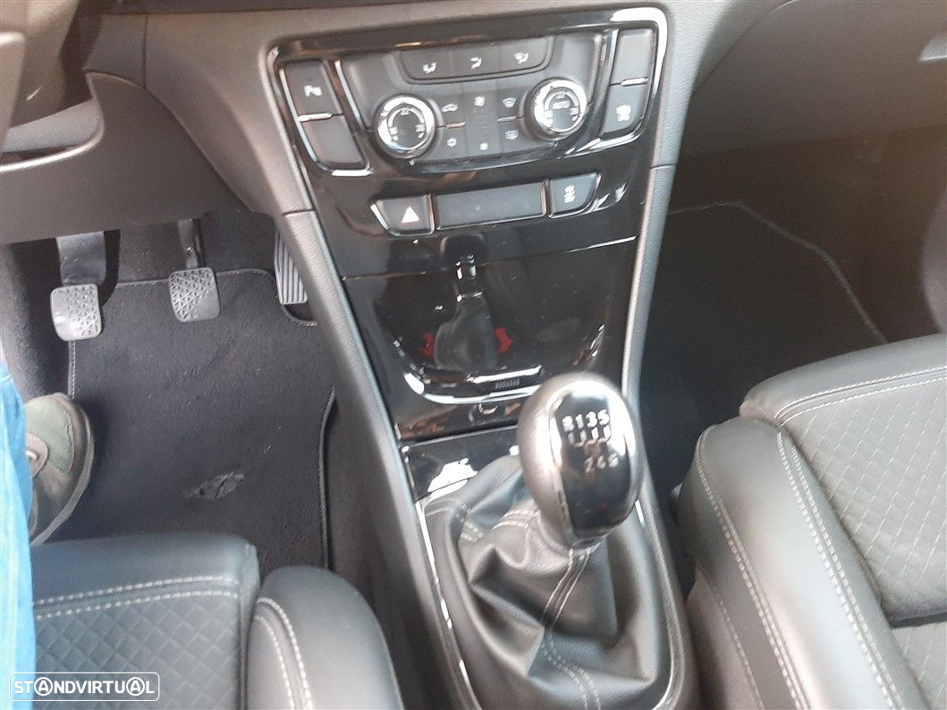 Opel Mokka X 1.4 T Innovation GPL - 23
