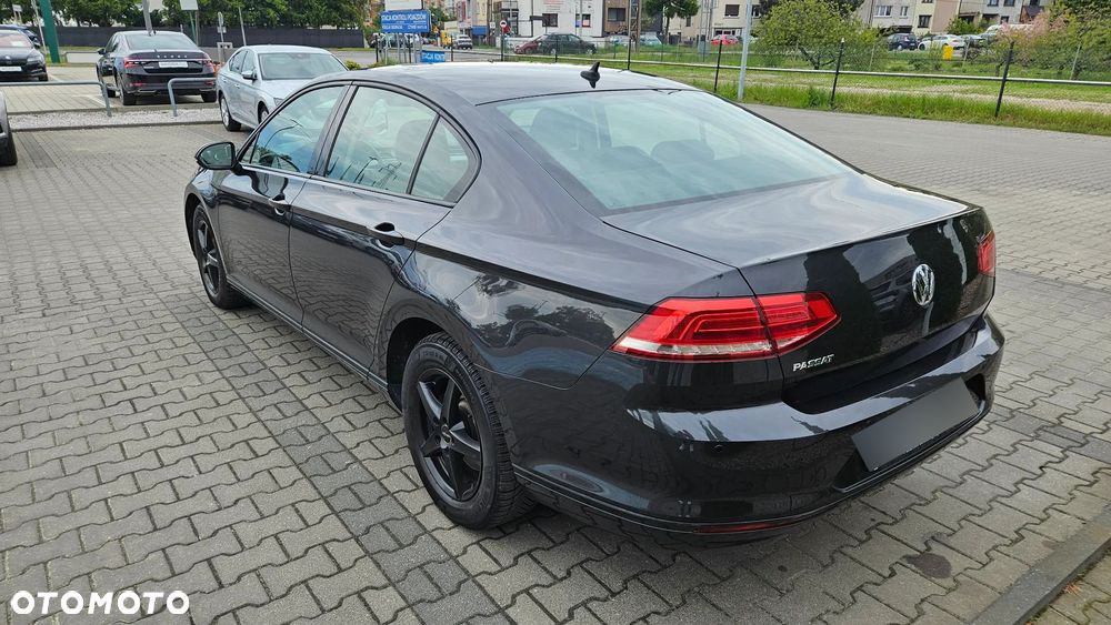 Volkswagen Passat 1.5 TSI EVO Trendline DSG - 13