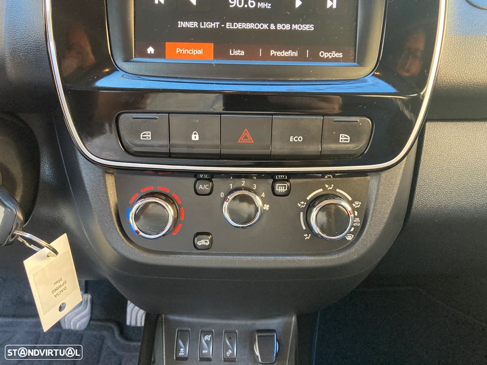 Dacia Spring ESSENTIAL - 22