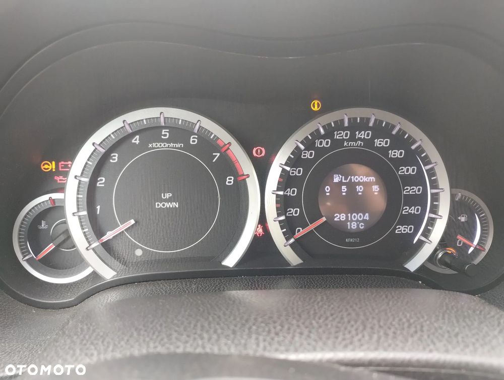 Honda Accord 2.0 Executive Navi - 11