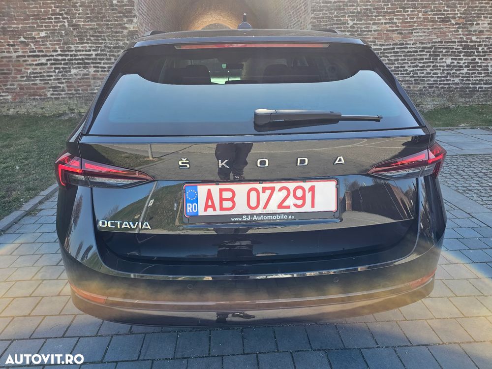 Skoda Octavia 2.0 TDI DSG Ambition - 26