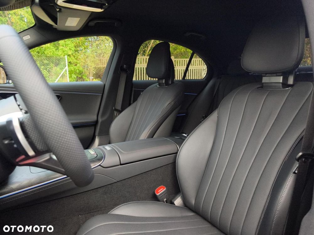 Mercedes-Benz Klasa E - 10